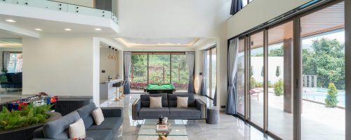 A Smart Guide to Investing in Luxury Real Estate